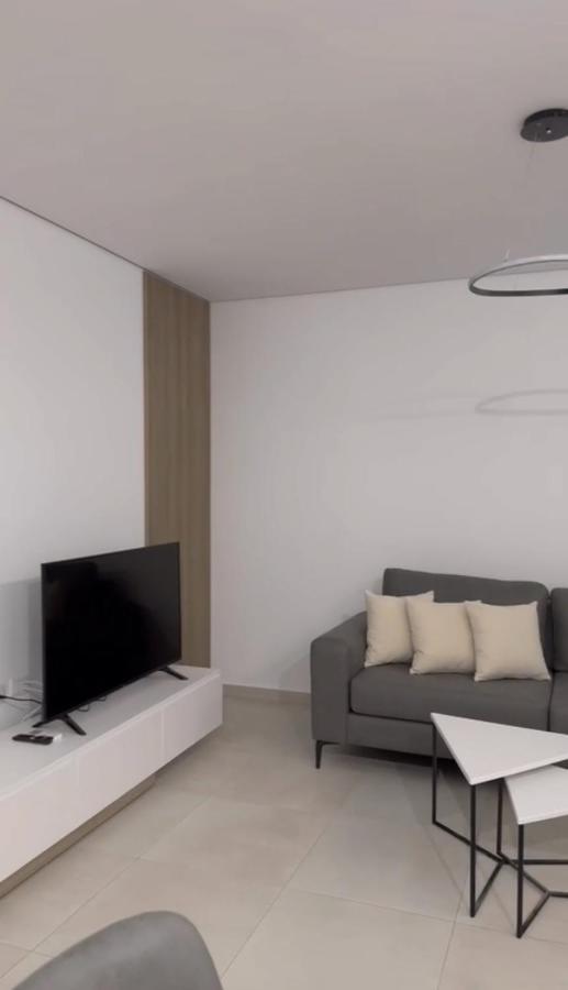 Eme Apartments - Kompleksi San Pietro, Gjiri I Lalzit Durrës 외부 사진
