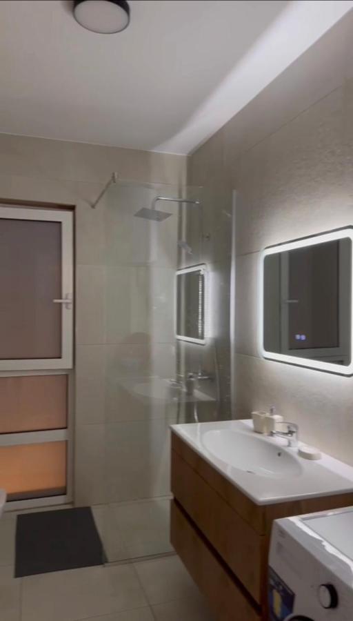 Eme Apartments - Kompleksi San Pietro, Gjiri I Lalzit Durrës 외부 사진