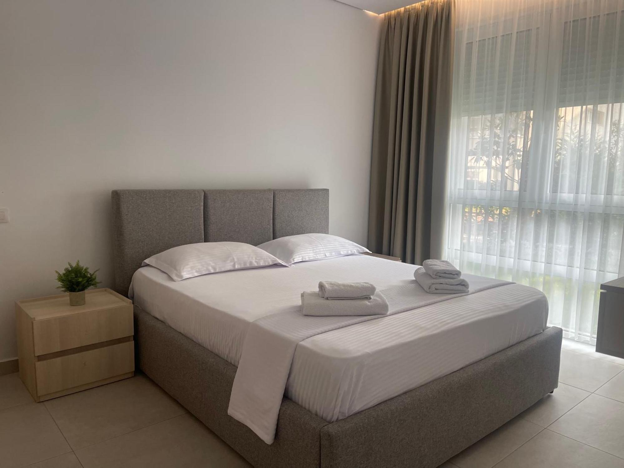 Eme Apartments - Kompleksi San Pietro, Gjiri I Lalzit Durrës 외부 사진