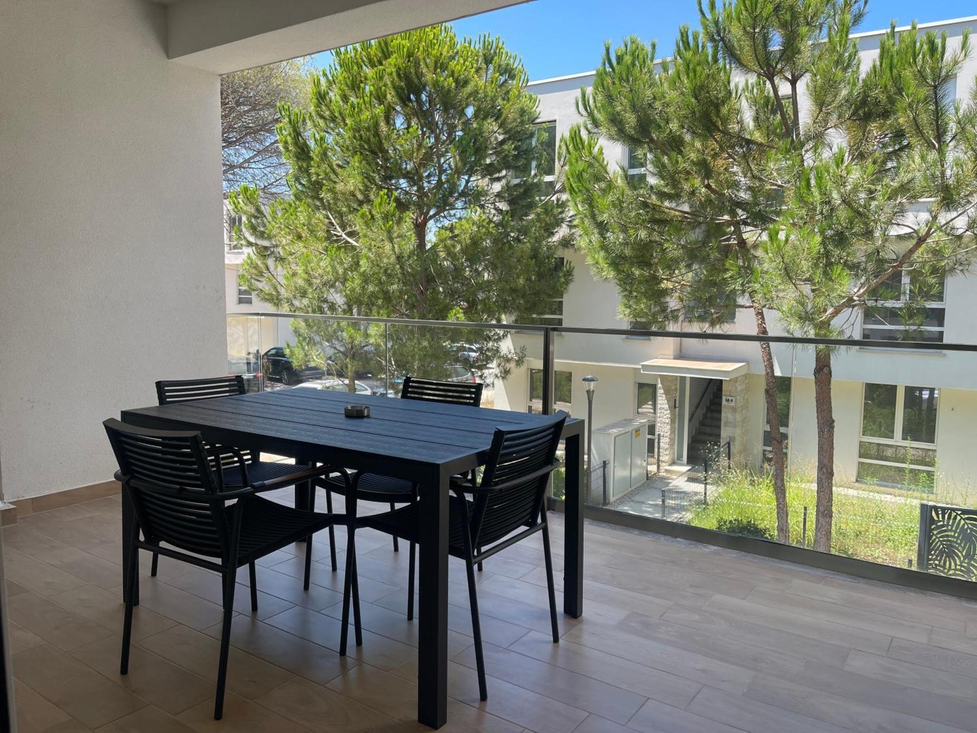 Eme Apartments - Kompleksi San Pietro, Gjiri I Lalzit Durrës 외부 사진